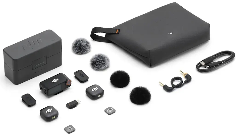 Комплект беспроводных микрофонов DJI MIC 3 (2 TX + 1 RX + Charging Case) Комплект беспроводных микрофонов DJI MIC 3 (2 TX + 1 RX + Charging Case)