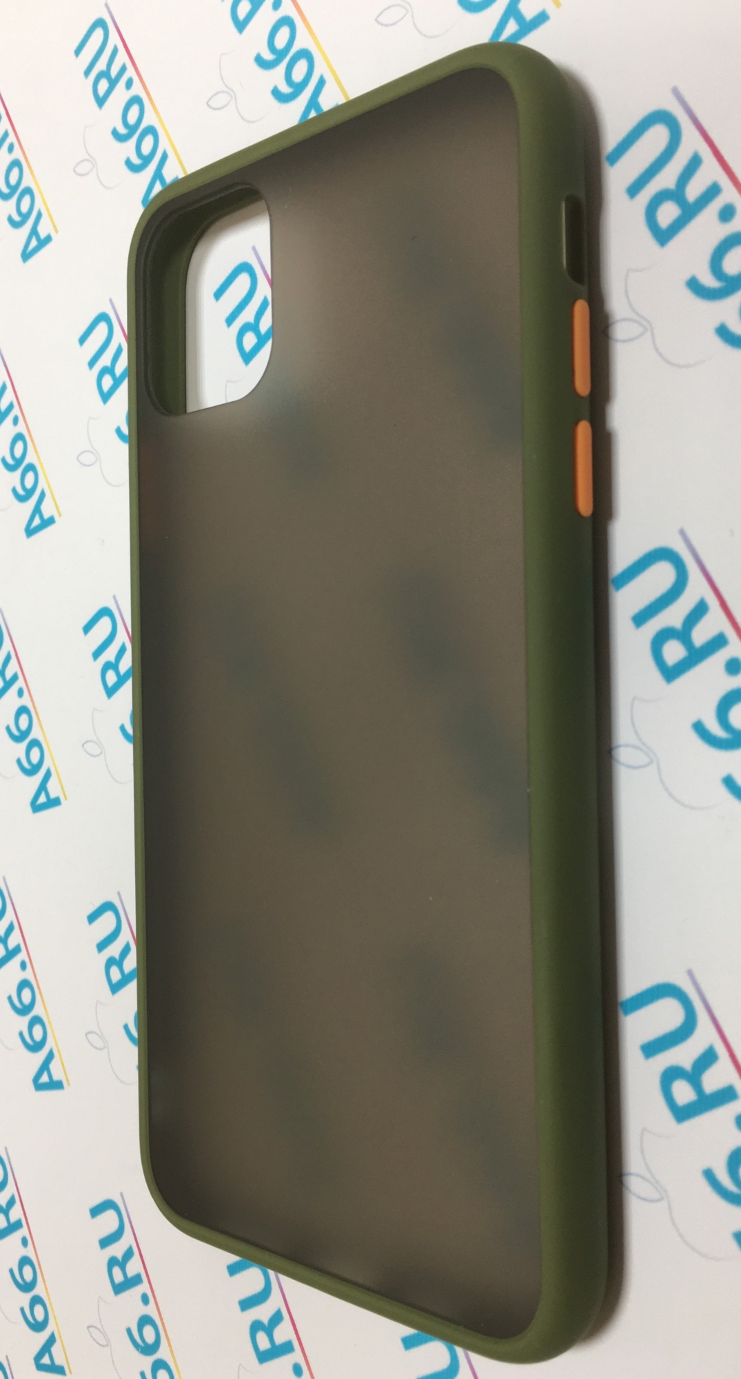 Чехол клип-кейс силиконовый для iPhone 11 (зеленый, матовый)