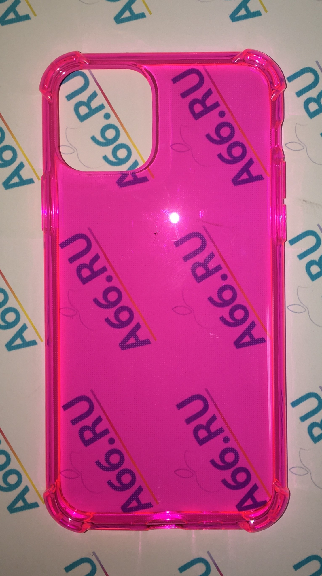 Чехол клип-кейс силиконовый для iPhone 11 Pro (розовый глянец)