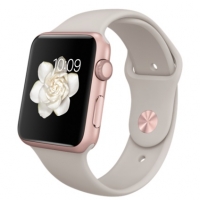 Умные часы Apple Watch Sport, Корпус 42 мм, алюминий цвета «розовое золото», ремешок бежевого цвета (MLC62)