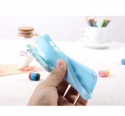 Чехол силиконовый клип-кейс Angle wing  для iPhone 5/5s фуксия